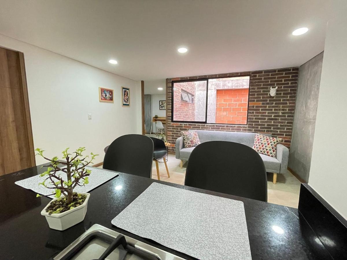 Housinn Co-Living Fatima En Μεντεγίν Εξωτερικό φωτογραφία