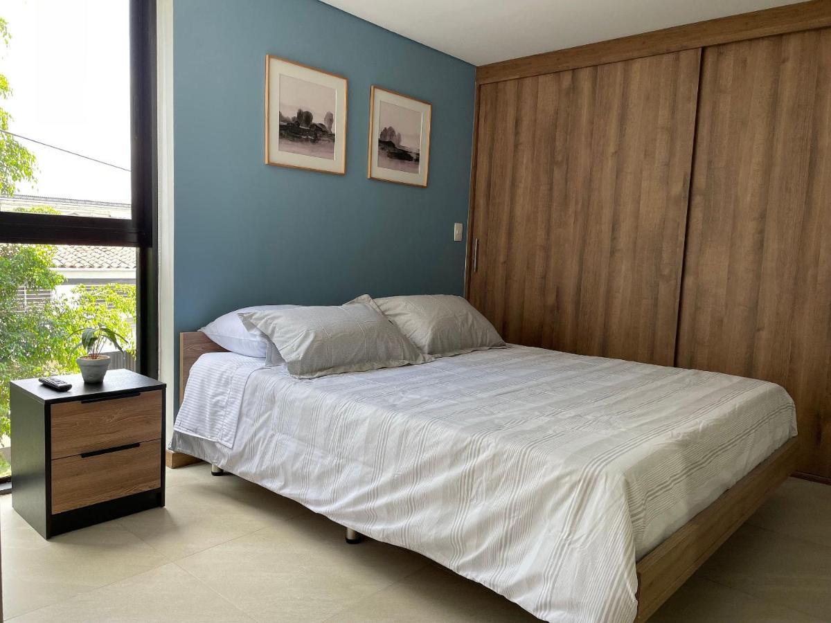 Housinn Co-Living Fatima En Μεντεγίν Εξωτερικό φωτογραφία