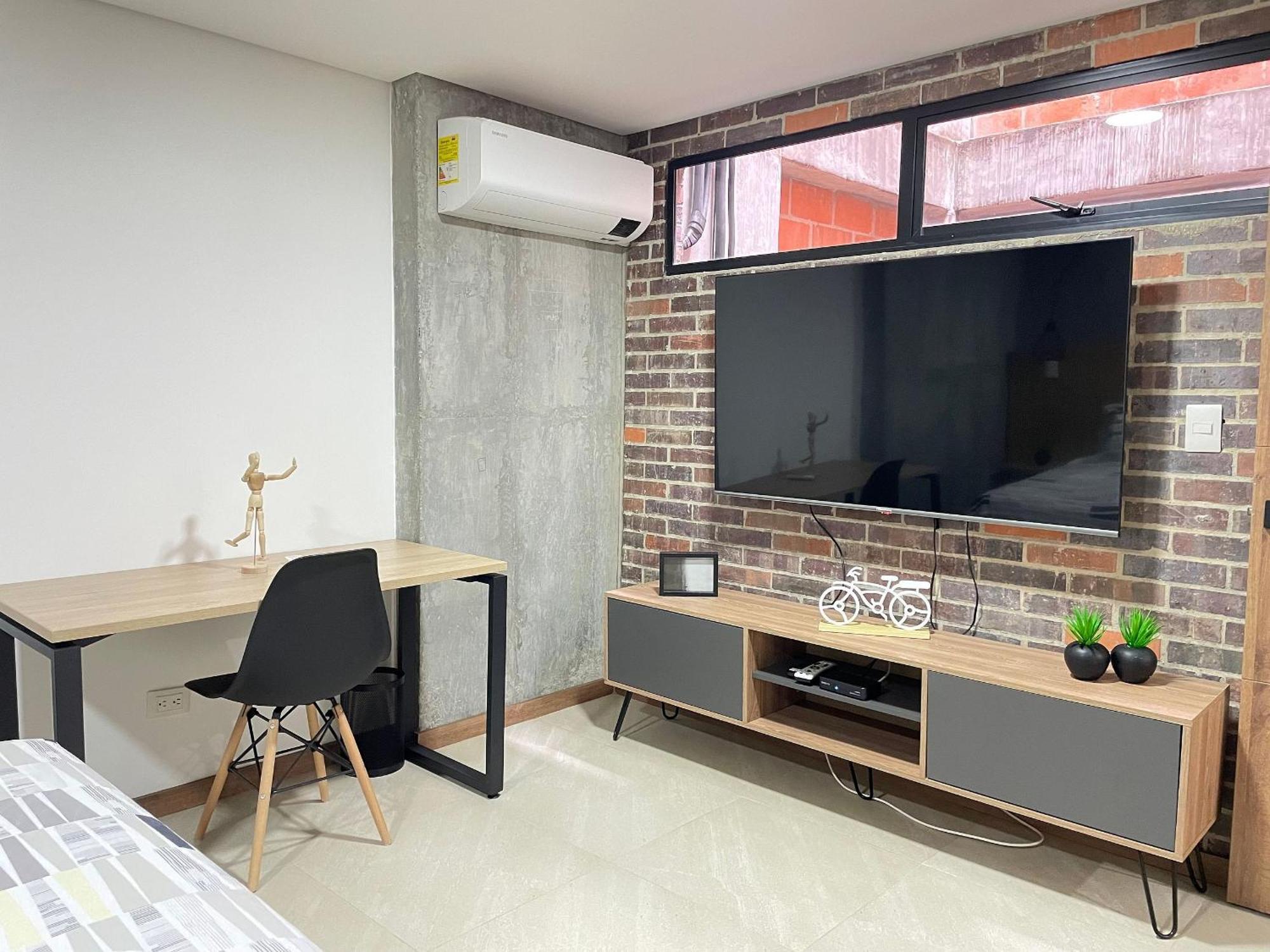 Housinn Co-Living Fatima En Μεντεγίν Εξωτερικό φωτογραφία